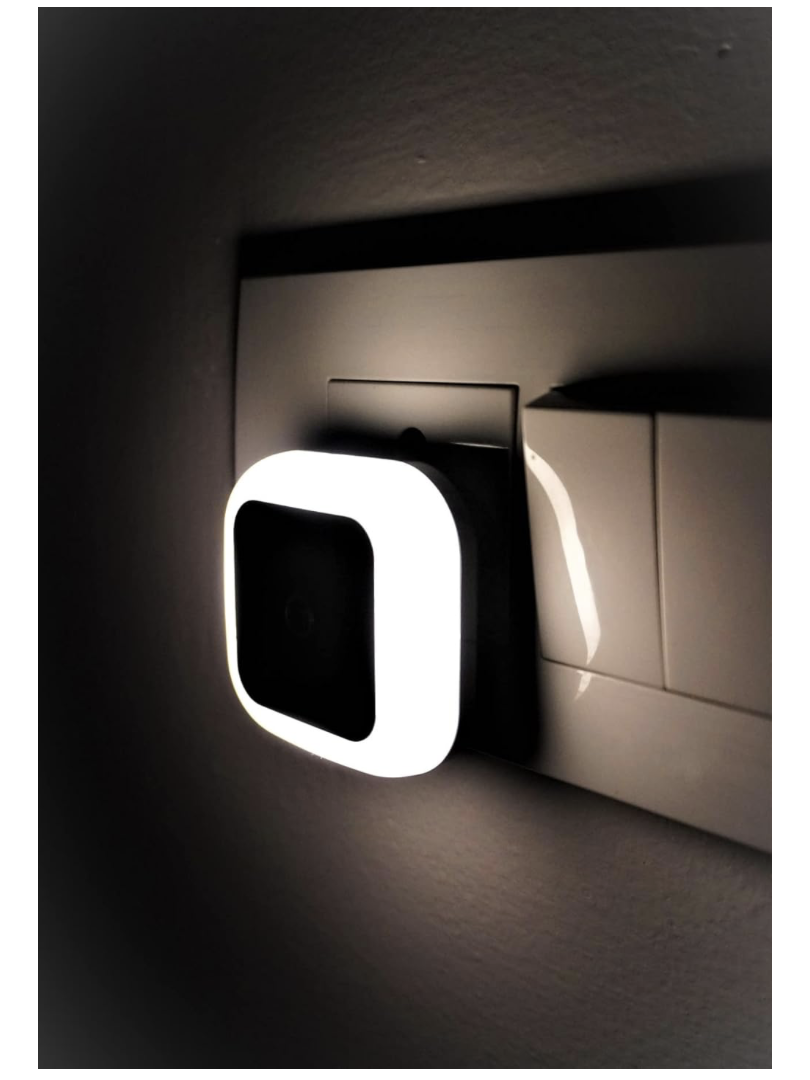 HOARD 0.5W Led Plug in Smart Night Lamp with Automatic Sensor Smart Led Night Lamp -(Warm White) Pack of 1(Polycarbonate)